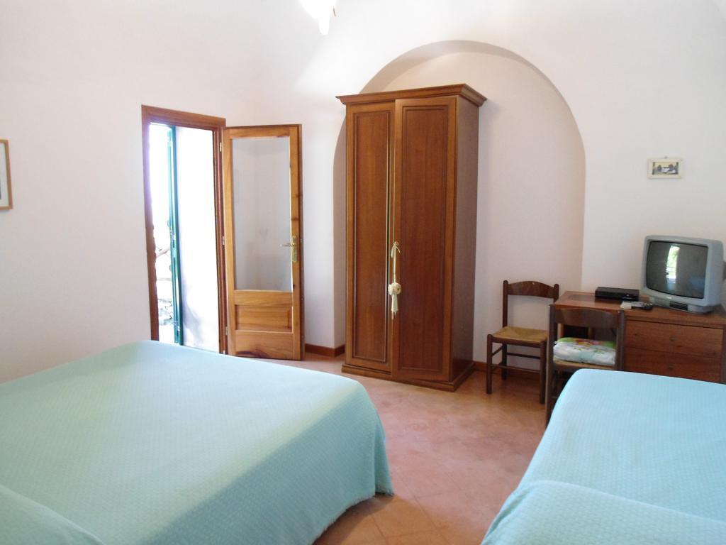 Le Ghiande Bed & Breakfast Позитано Екстериор снимка
